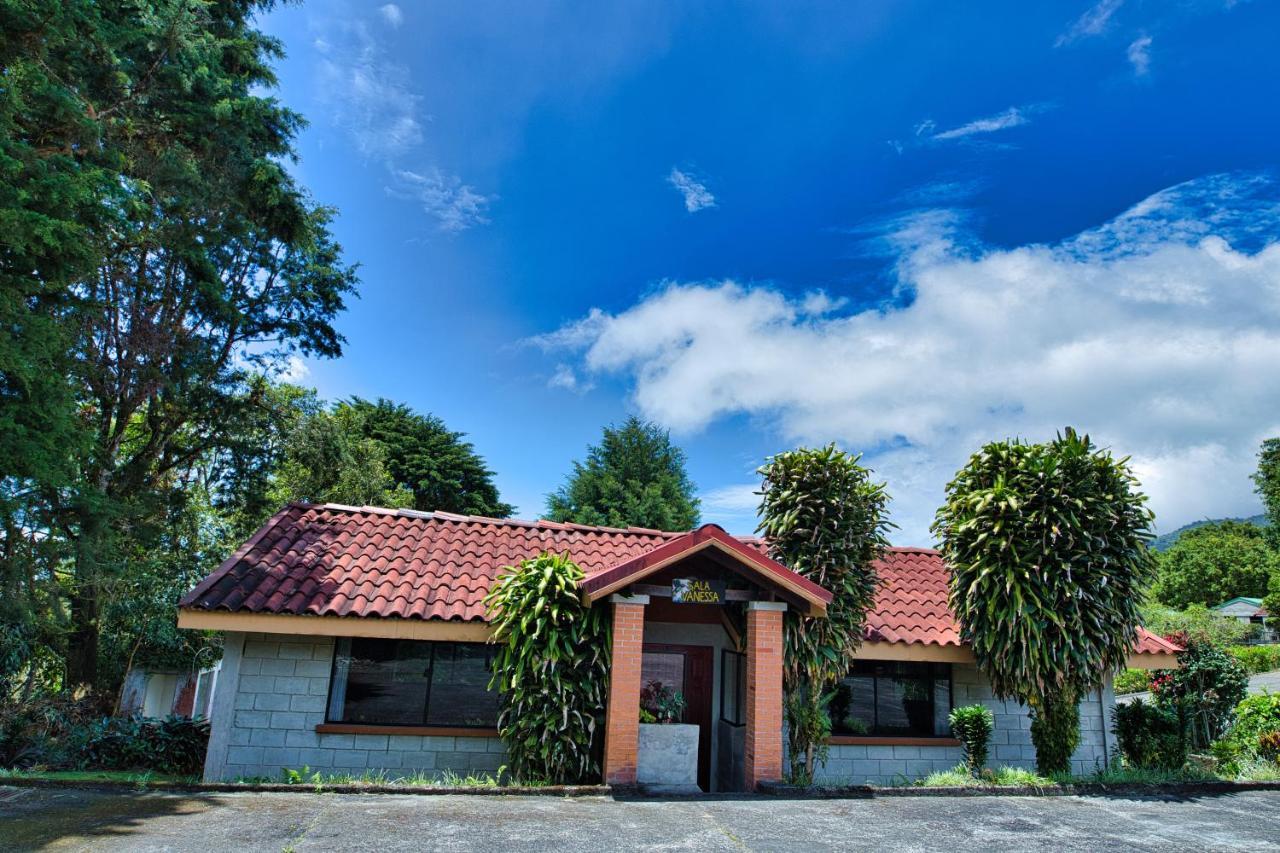 Hotel Villa Zurqui San Isidro  Exteriör bild