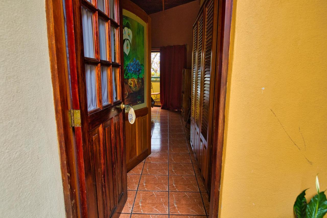Hotel Villa Zurqui San Isidro  Exteriör bild
