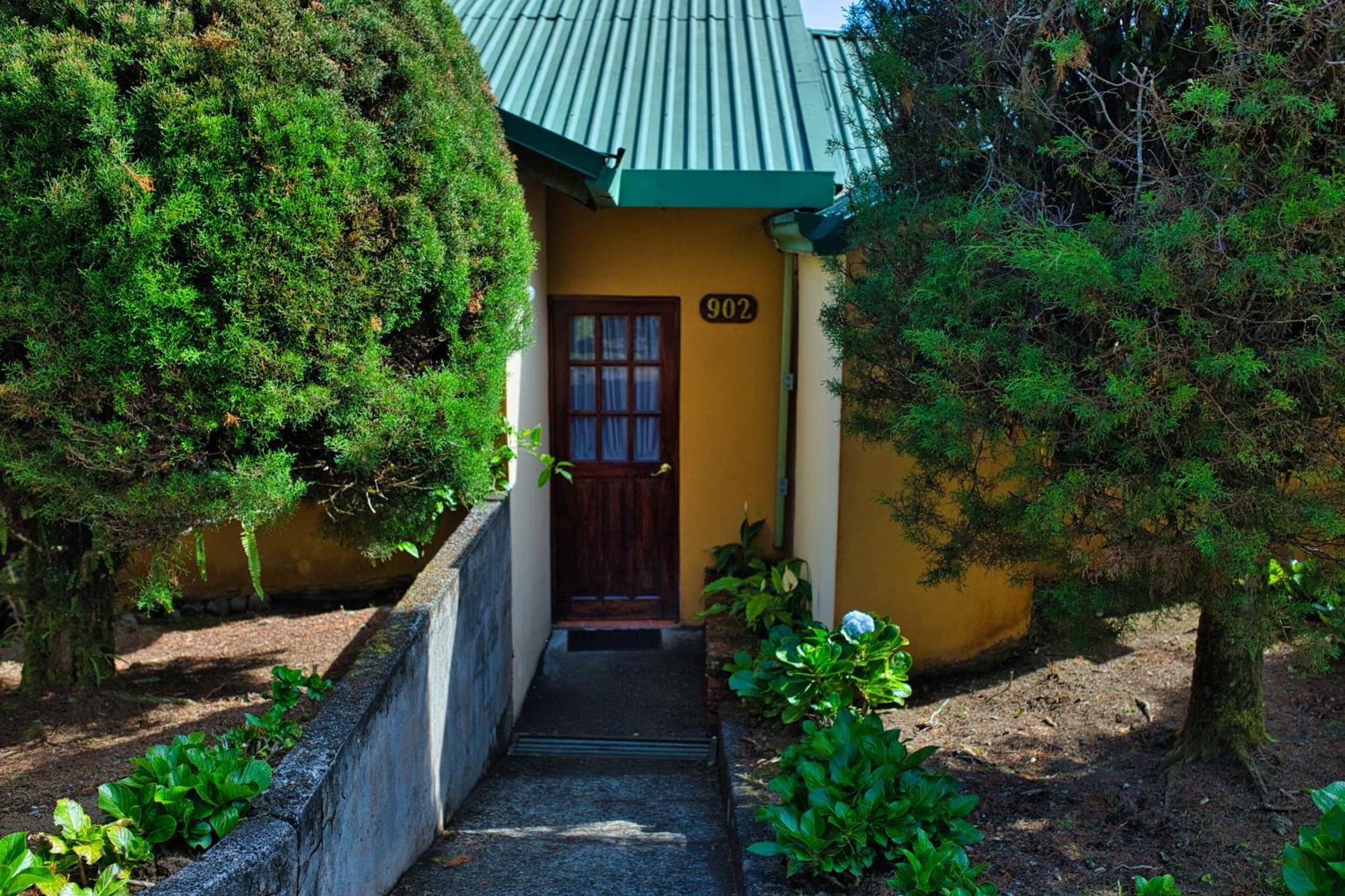Hotel Villa Zurqui San Isidro  Exteriör bild