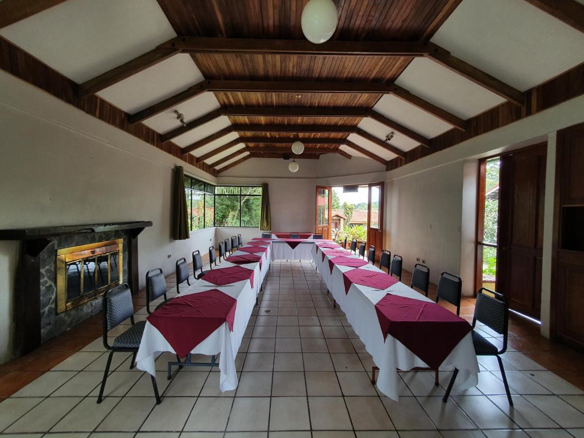 Hotel Villa Zurqui San Isidro  Exteriör bild