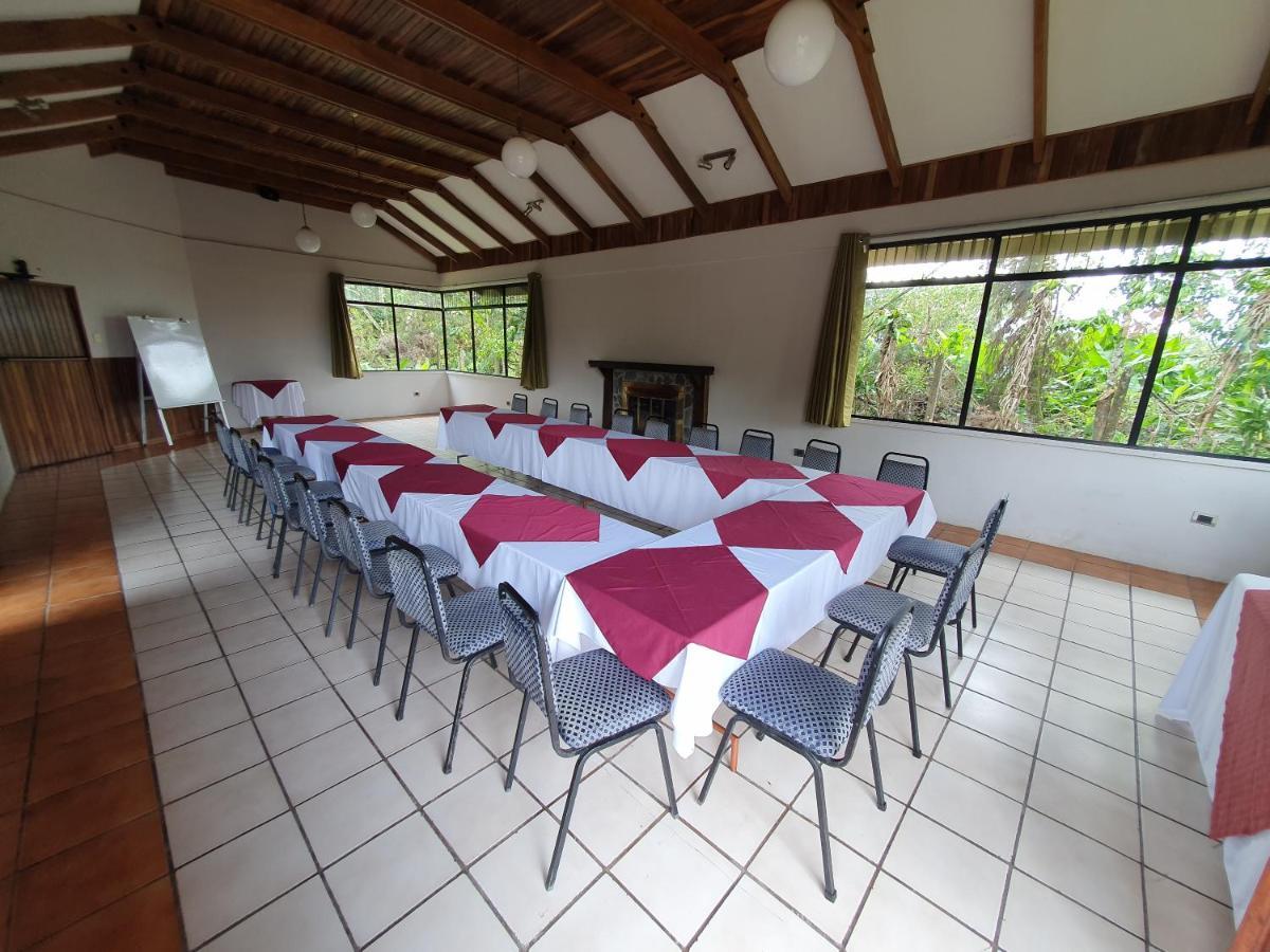 Hotel Villa Zurqui San Isidro  Exteriör bild