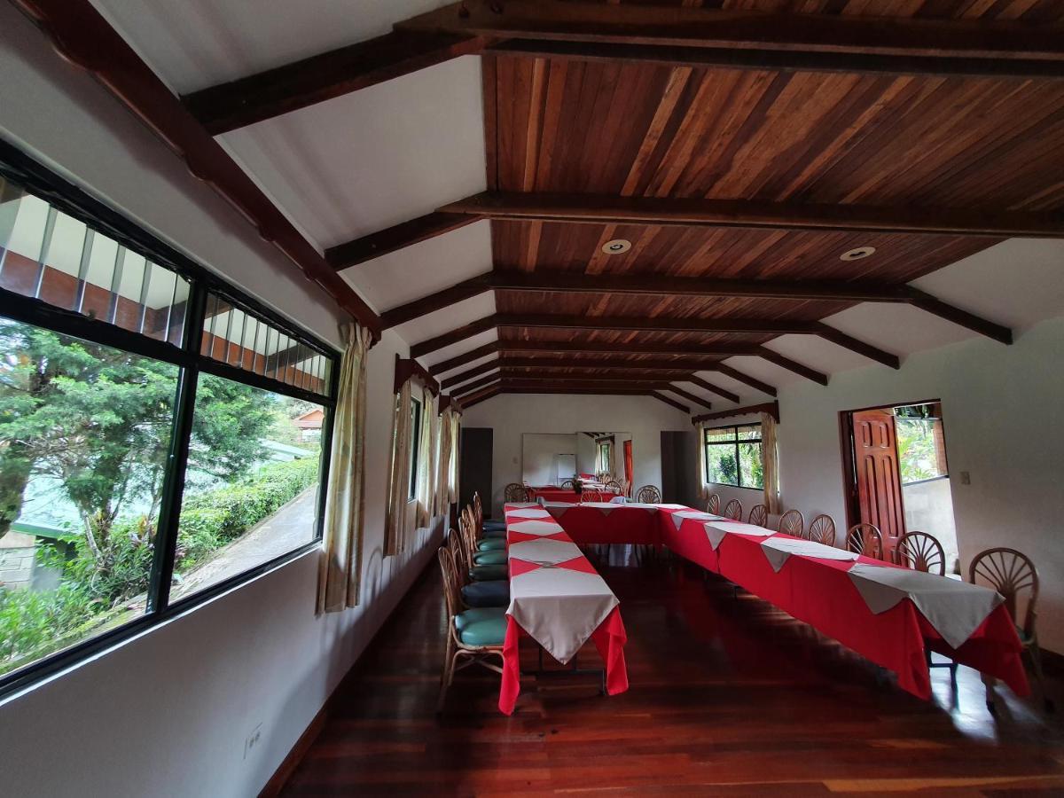 Hotel Villa Zurqui San Isidro  Exteriör bild