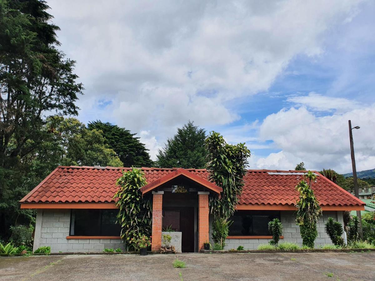 Hotel Villa Zurqui San Isidro  Exteriör bild