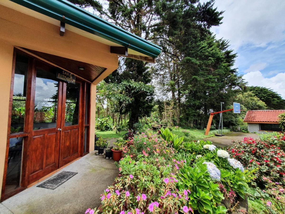 Hotel Villa Zurqui San Isidro  Exteriör bild