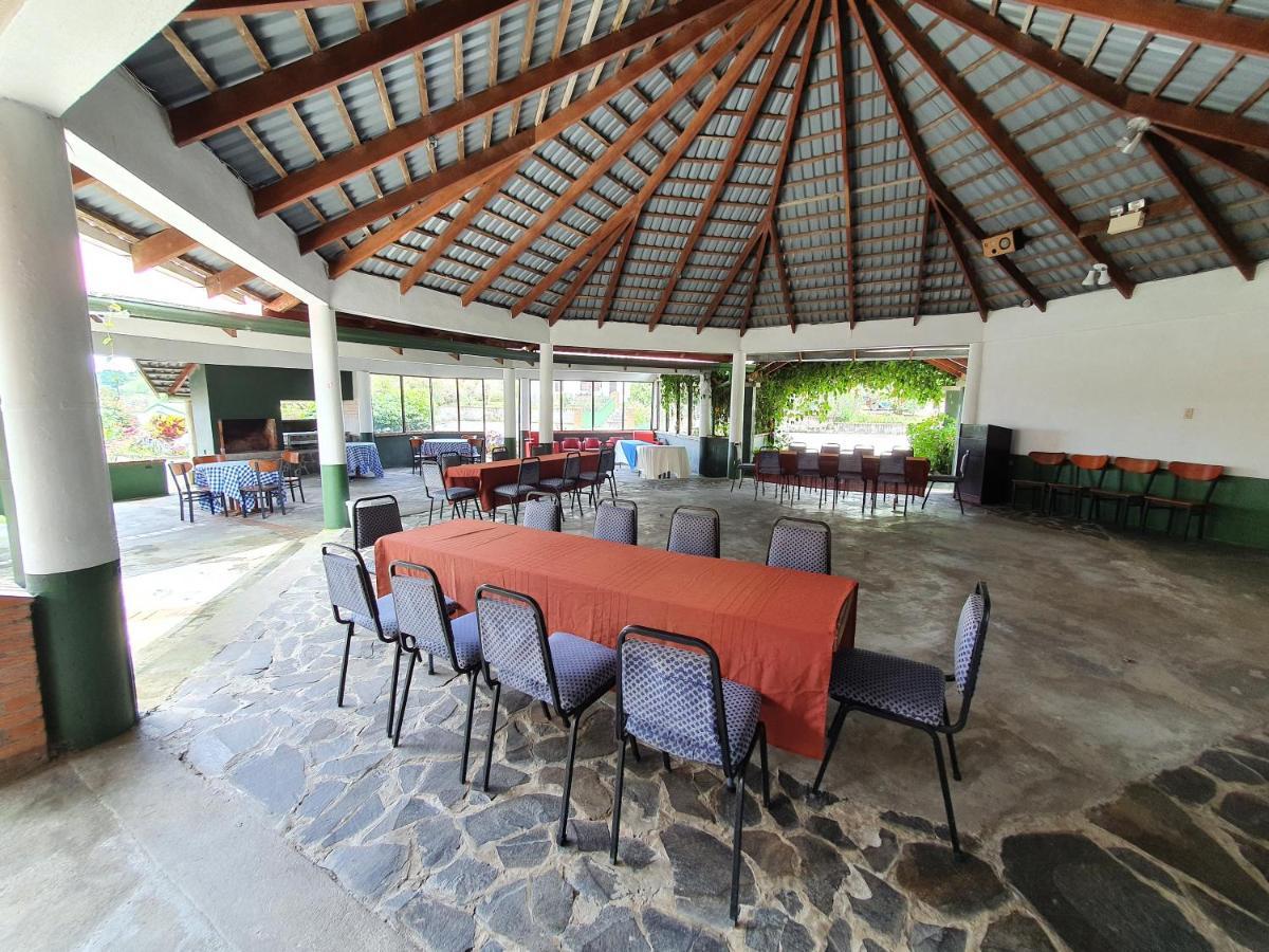 Hotel Villa Zurqui San Isidro  Exteriör bild